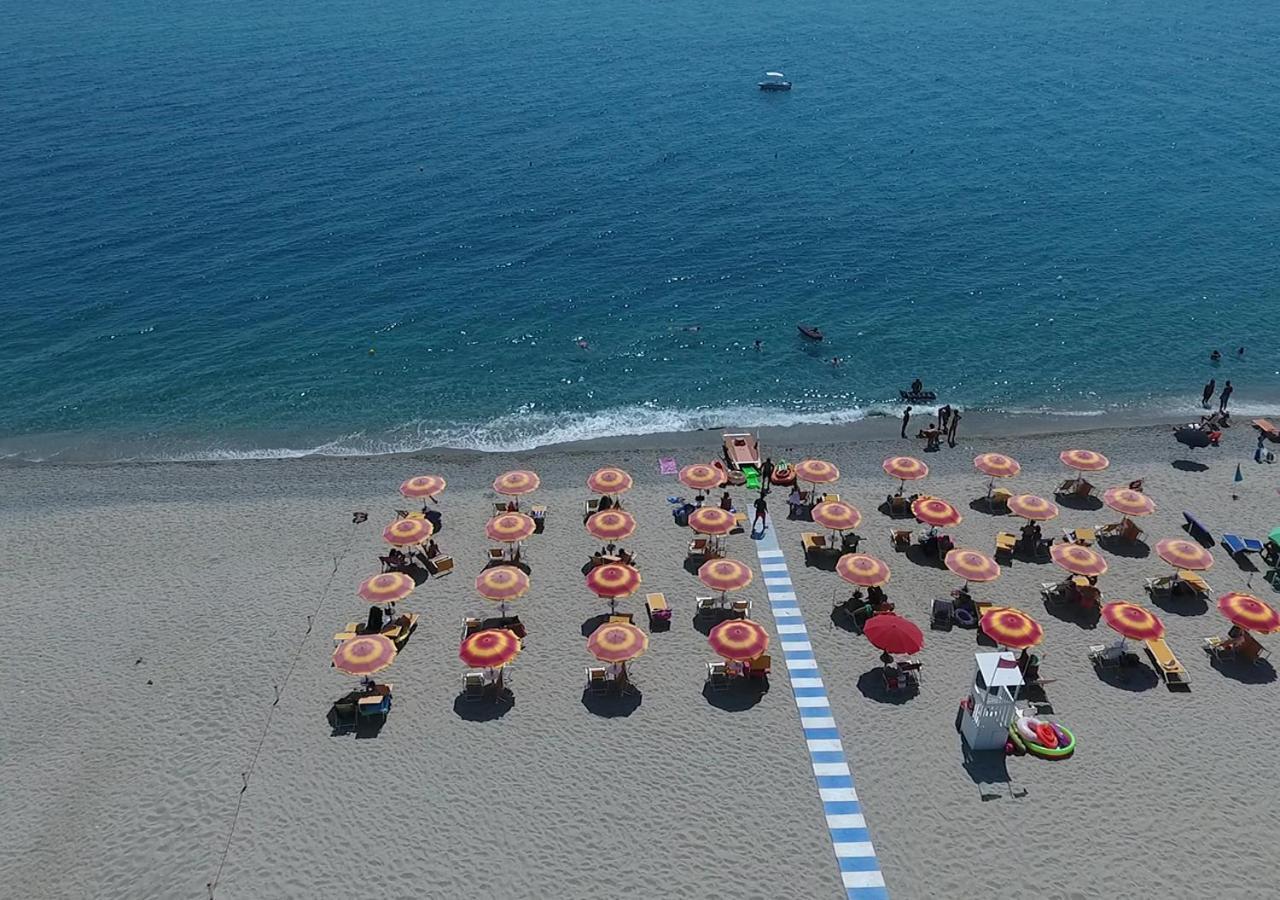 Hotel Federica Riace Marina Esterno foto